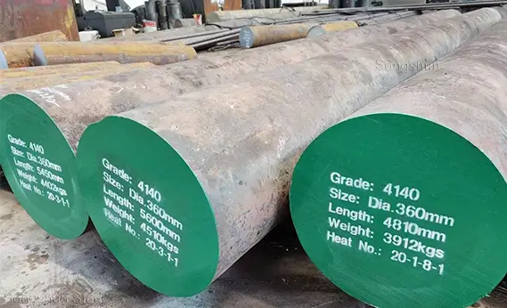 4140 round bar close-up